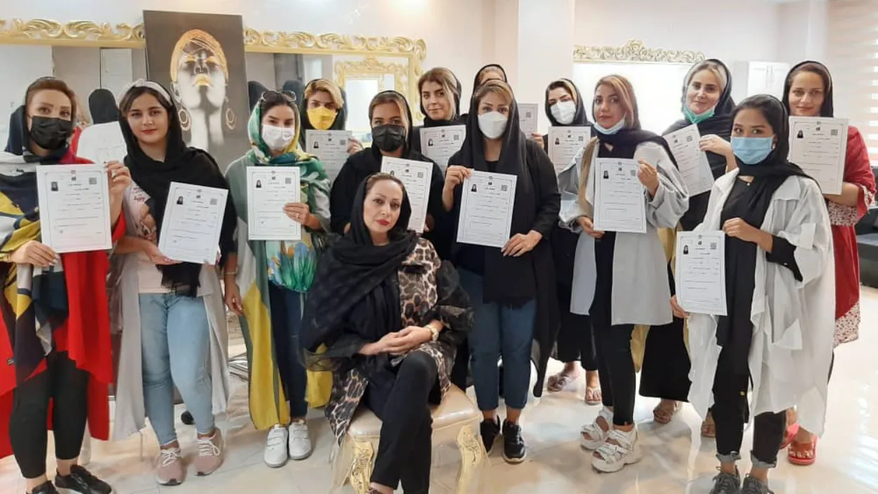 آموزشگاه آرایشگری بانو یعقوبی